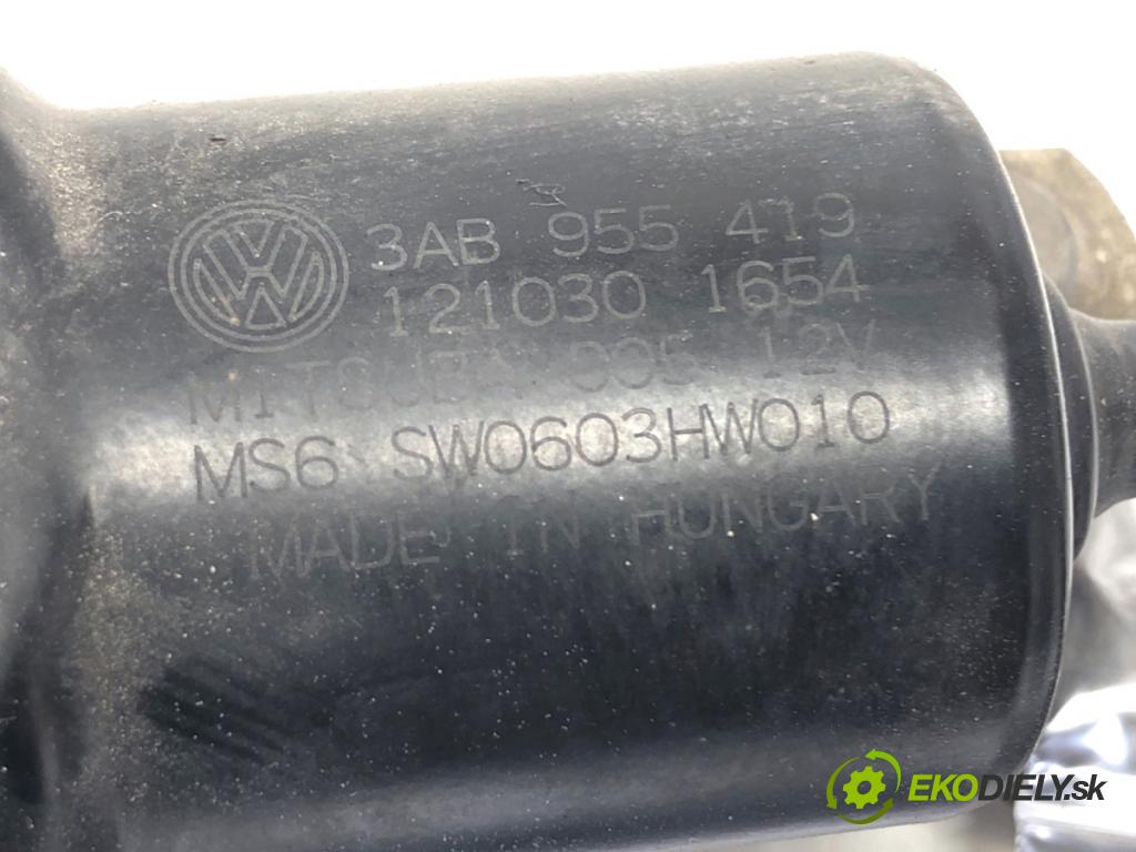 VW PASSAT B7 Kombi 2012 103 kW 2.0 TDI 1968 Mechanizmus stieračov predný 3AB955023 (Motorček stieračov predný)