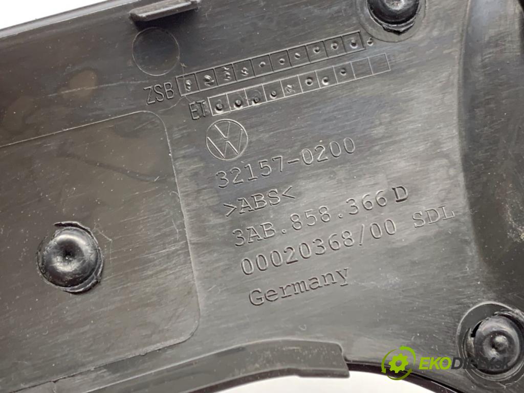 VW PASSAT B7 Kombi 2012 103 kW 2.0 TDI 1968 lišty kryt 3AB858366D (Lišta)