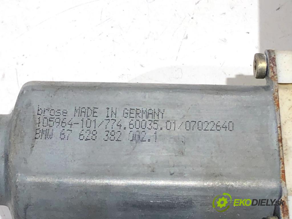 BMW E65 sedan 2002 200 kW 735 i, Li 3600 mechanismus okna pravý přední část 7202480