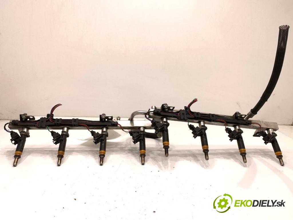 BMW E65 sedan 2002 200 kW 735 i, Li 3600 Lišta vstrekovacia 7506924 (Vstrekovacia lišta)