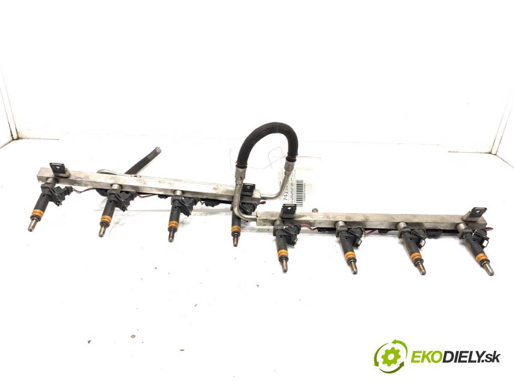 BMW E65 sedan 2002 200 kW 735 i, Li 3600 Lišta vstrekovacia 7506924 (Vstrekovacia lišta)