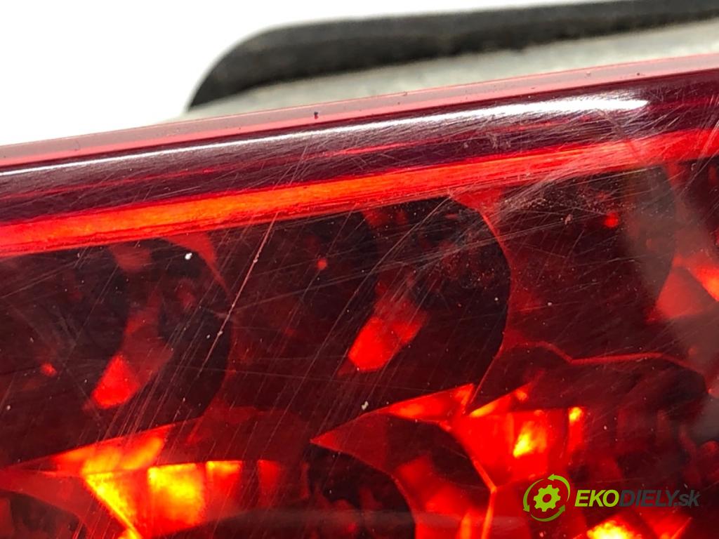 BMW E65 sedan 2002 200 kW 735 i, Li 3600 světlo pravý zadní část