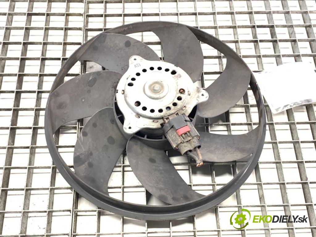 FORD FIESTA MK7 liftback 2011 51 kW 1.4 TDCi 1399 Ventilátor chladiča M134100 (Ventilátor)