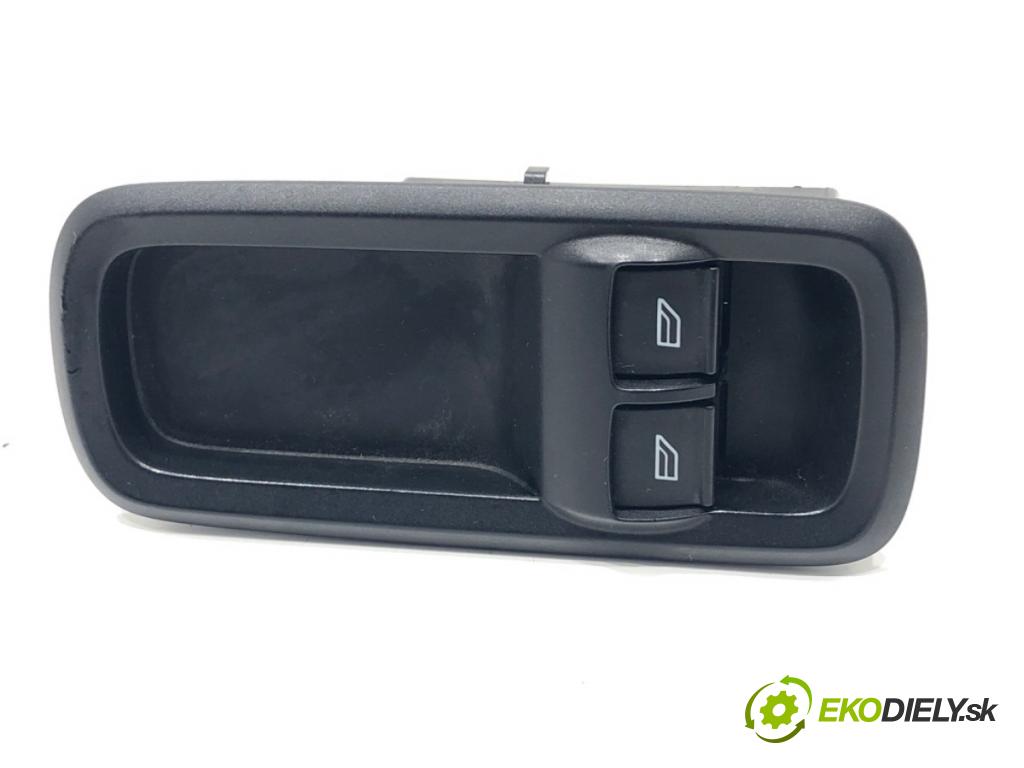 FORD FIESTA MK7 liftback 2011 51 kW 1.4 TDCi 1399 přepínač oken 8A6T-14A132-EC (Ovládaní topení a přepínače)