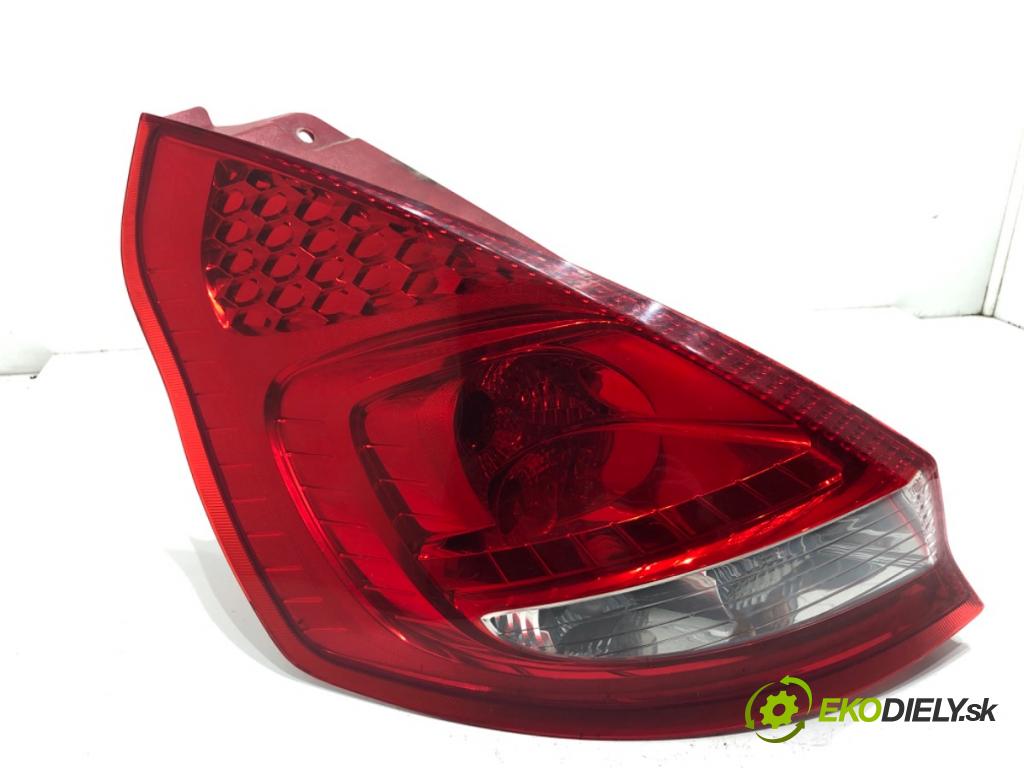 FORD FIESTA MK7 liftback 2011 51 kW 1.4 TDCi 1399 světlo levý zadní část 8A61-13405-A