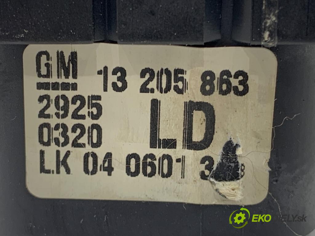 OPEL ZAFIRA B Nadwozie pełne/minivan 2005 103 kW 1.8 VAN (M75) 1796 spínač světel 13205863