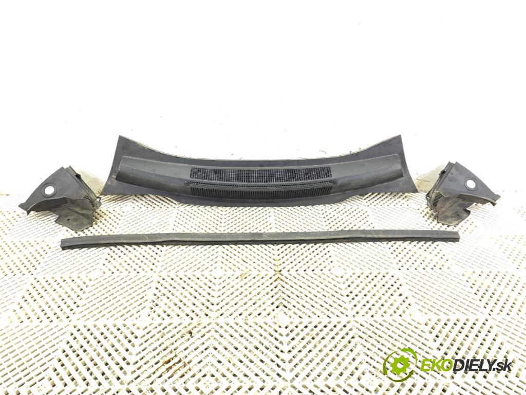 OPEL ZAFIRA B Nadwozie pełne/minivan 2005 103 kW 1.8 VAN (M75) 1796 Torpédo, plast pod čelné okno 13142034 (Torpédo (plast pod čelným sklom))