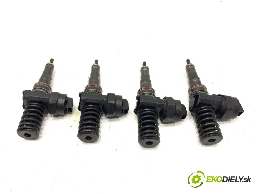 VW PASSAT B5 FL sedan 2001 96 kW 1.9 TDI 1896 vstrekovače 038130073AA
