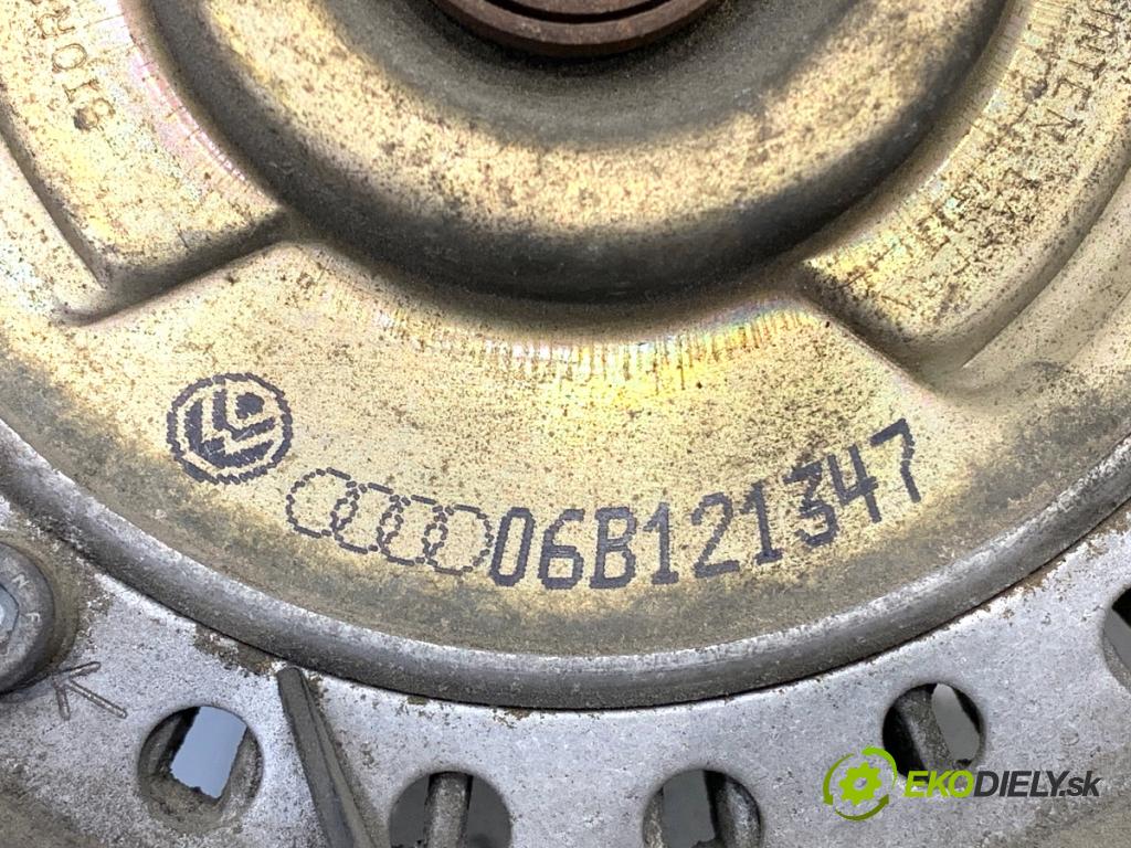 VW PASSAT B5 FL sedan 2001 96 kW 1.9 TDI 1896 ventilátor chladiče 06B121347 (Ventilátory)