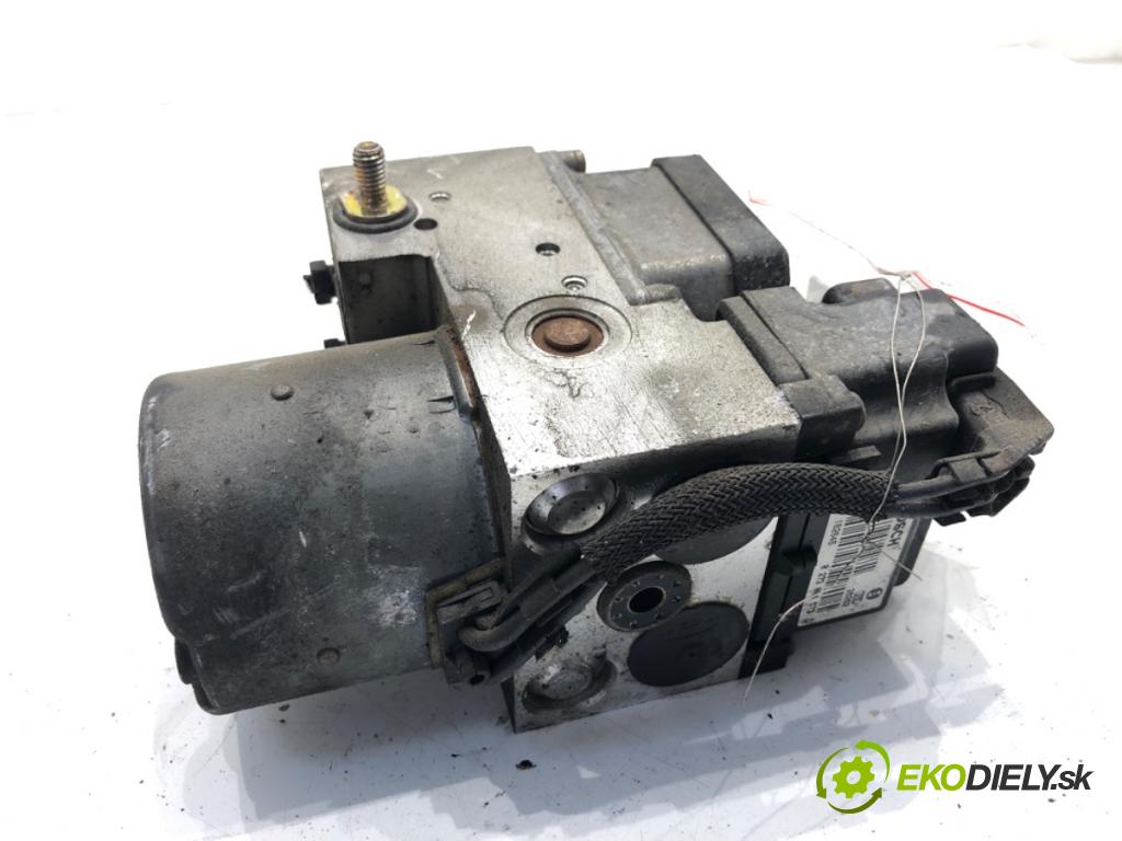 VW PASSAT B5 FL sedan 2001 96 kW 1.9 TDI 1896 pumpa ABS 0273004573 (Pumpy brzdové)