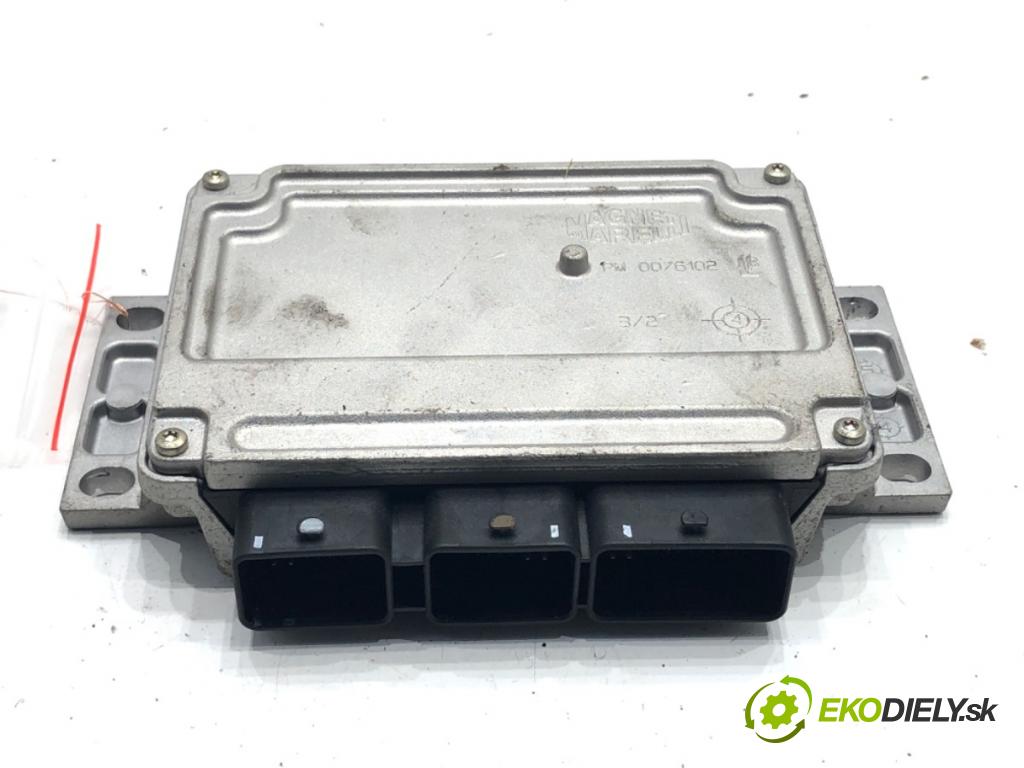 CITROEN C5 II liftback 2005 103 kW 2.0 16V (RCRFJB, RCRFJC) 1997 riadiaca jednotka Motor 9658845480 (Riadiaca jednotka)