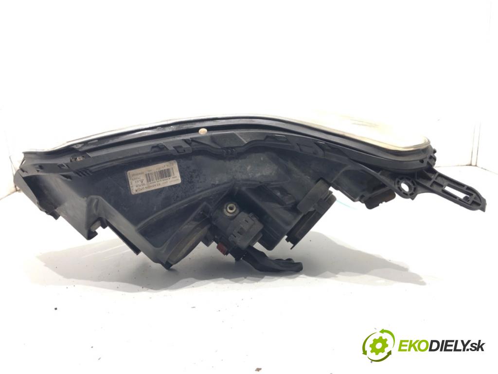 CITROEN C5 II liftback 2005 103 kW 2.0 16V (RCRFJB, RCRFJC) 1997 Svetlomet pravy predný XENON 89900026