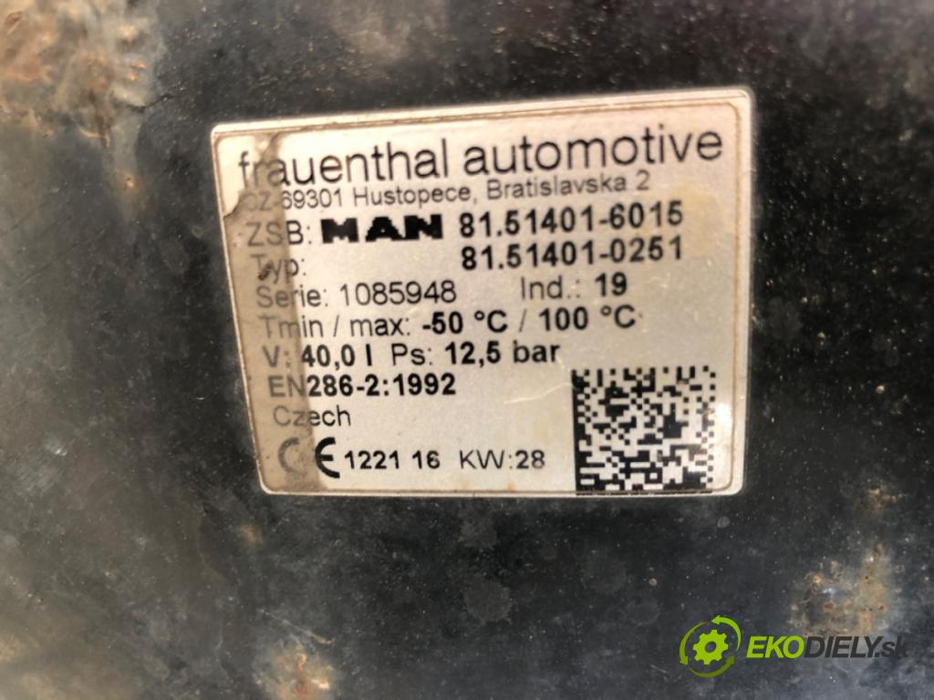 MAN TGX I Pojazd komunalny 2016 324 kW 18.440 324 kW [441 KM] olej napędowy 2012 - 2022 12419 Nádržka vzduchu 81514016015 (Obal vzduchového filtra)
