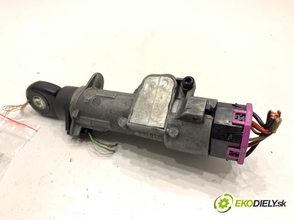 SKODA OCTAVIA I liftback 2000 81 kW 1.9 TDI 1896 spinačka 4B0905851C (Spínacia skrinka)