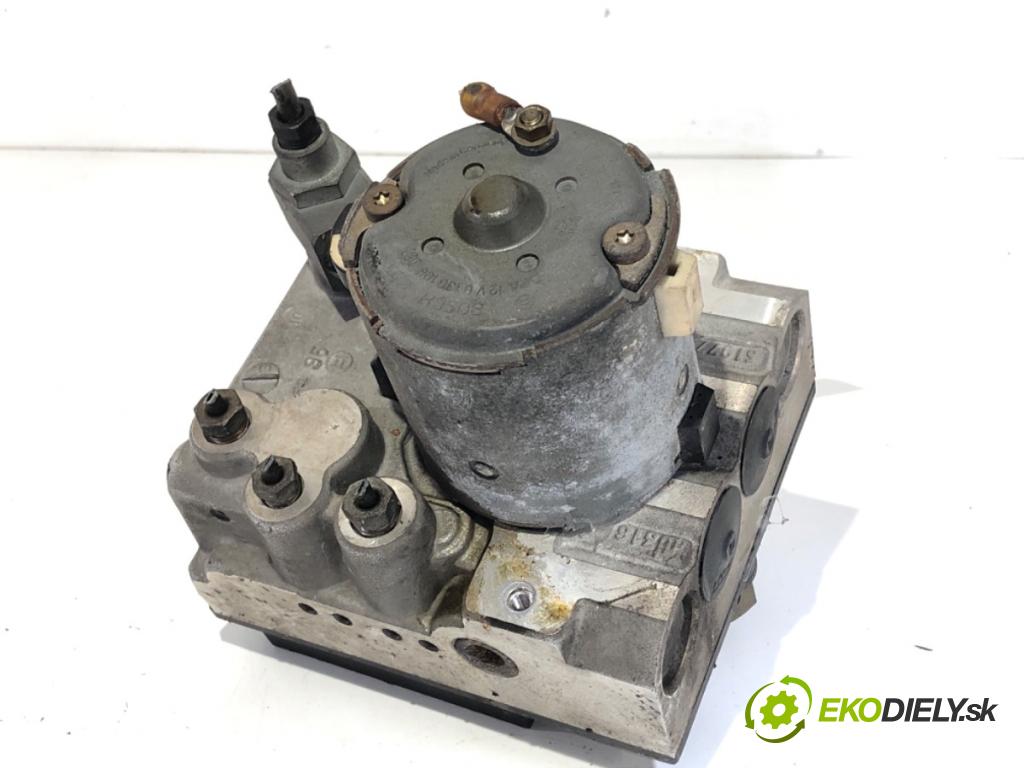 BMW E39 sedan 1995 142 kW 528 i 2793 Pumpa ABS 1090910 (Pumpa ABS)