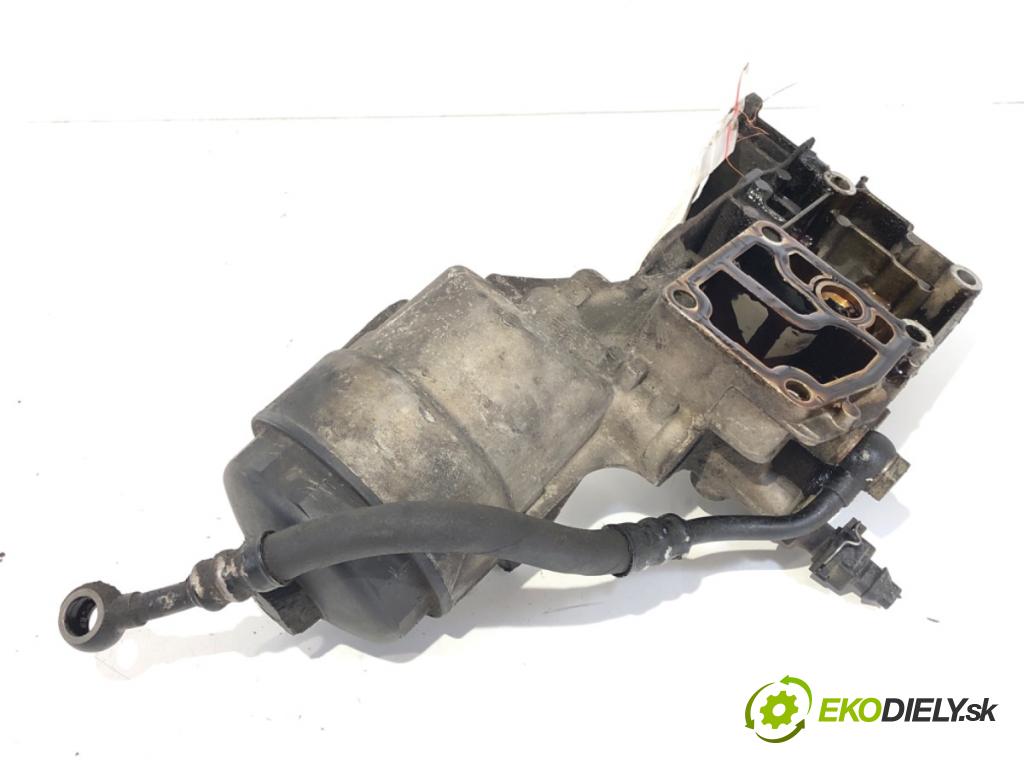 BMW E39 sedan 1995 142 kW 528 i 2793 Obal filtra oleja (Obal olejového filtra)