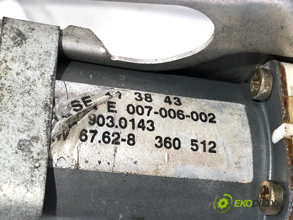 BMW E39 sedan 1995 142 kW 528 i 2793 mechanismus okna pravý zadní část