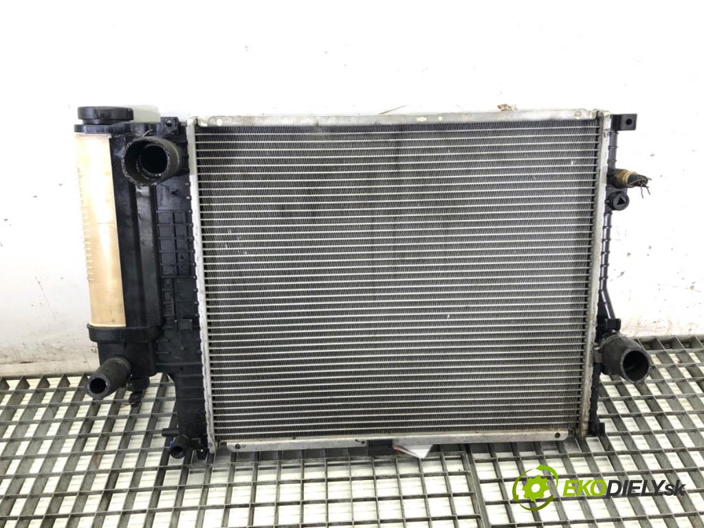 BMW E39 sedan 1995 142 kW 528 i 2793 Chladič vody  (Chladič vody)