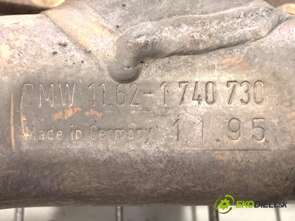 BMW E39 sedan 1995 142 kW 528 i 2793 potrubí VYČERPAT: 1740730 (Výfukové potrubí)