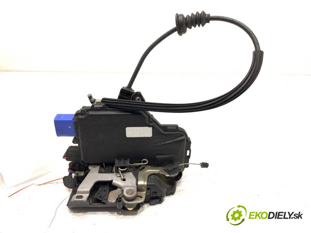 SKODA FABIA I Kombi 2005 55 kW 1.4 16V 1390 zámok dveře levý přední část 