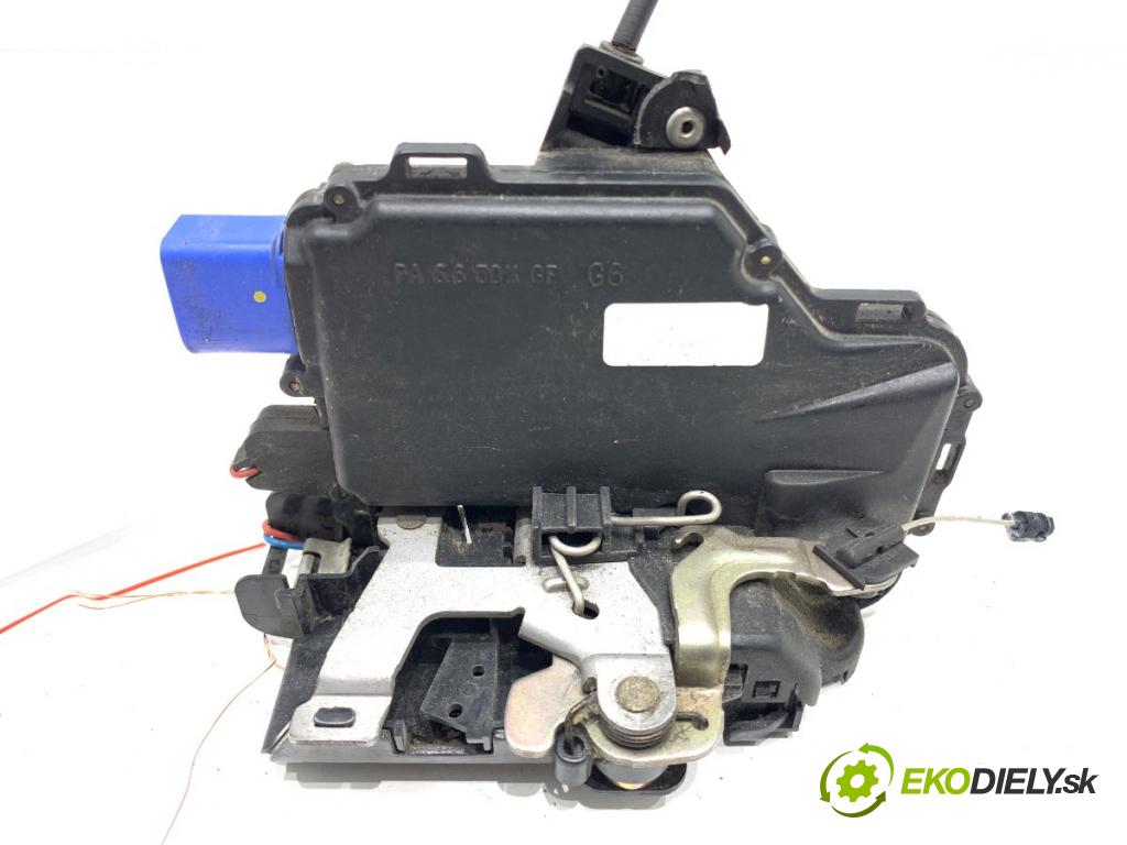 SKODA FABIA I Kombi 2005 55 kW 1.4 16V 1390 zámok dveře levý přední část