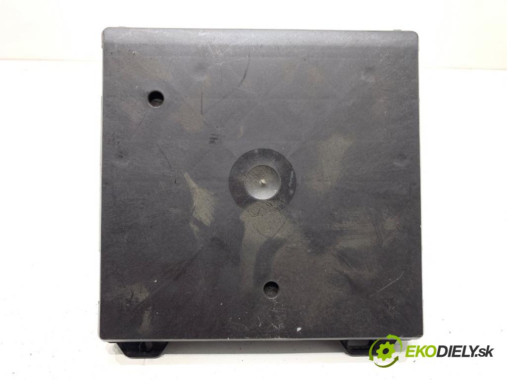 SKODA FABIA I Kombi 2005 55 kW 1.4 16V 1390 Modul komfortu 6Q1937049D (Modul komfortu)