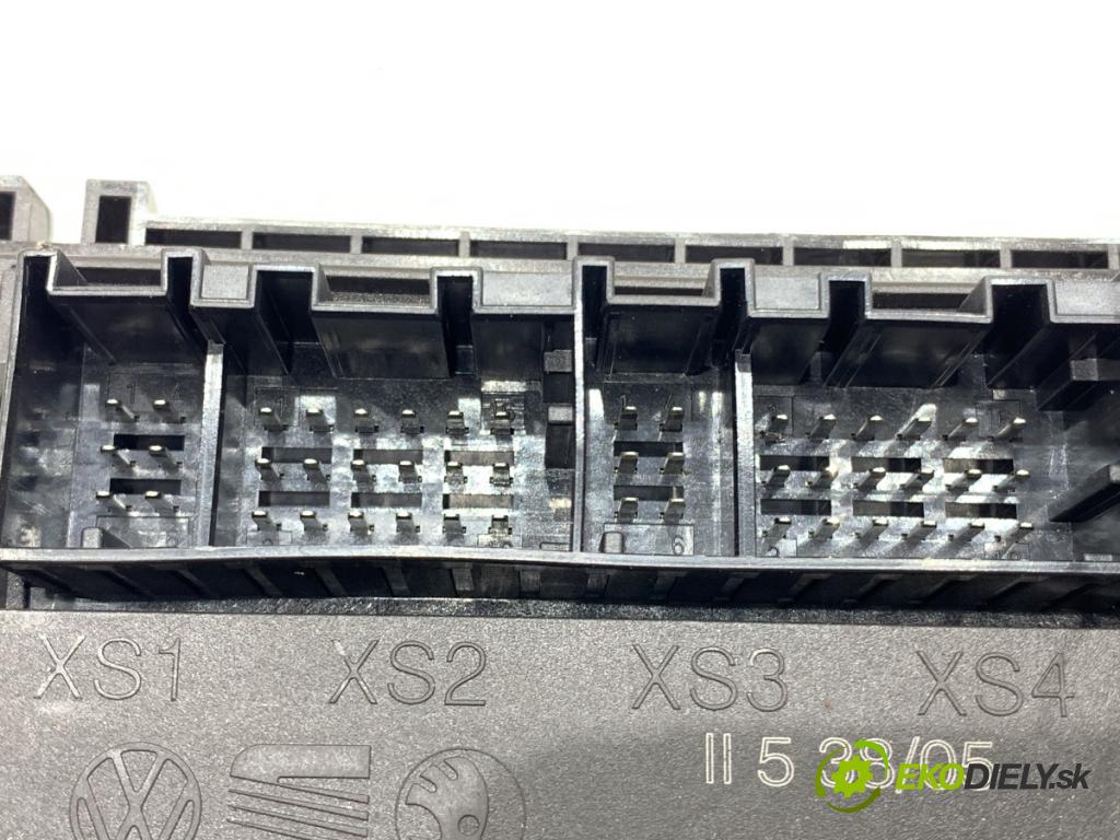 SKODA FABIA I Kombi 2005 55 kW 1.4 16V 1390 Modul komfortu 6Q1937049D (Modul komfortu)