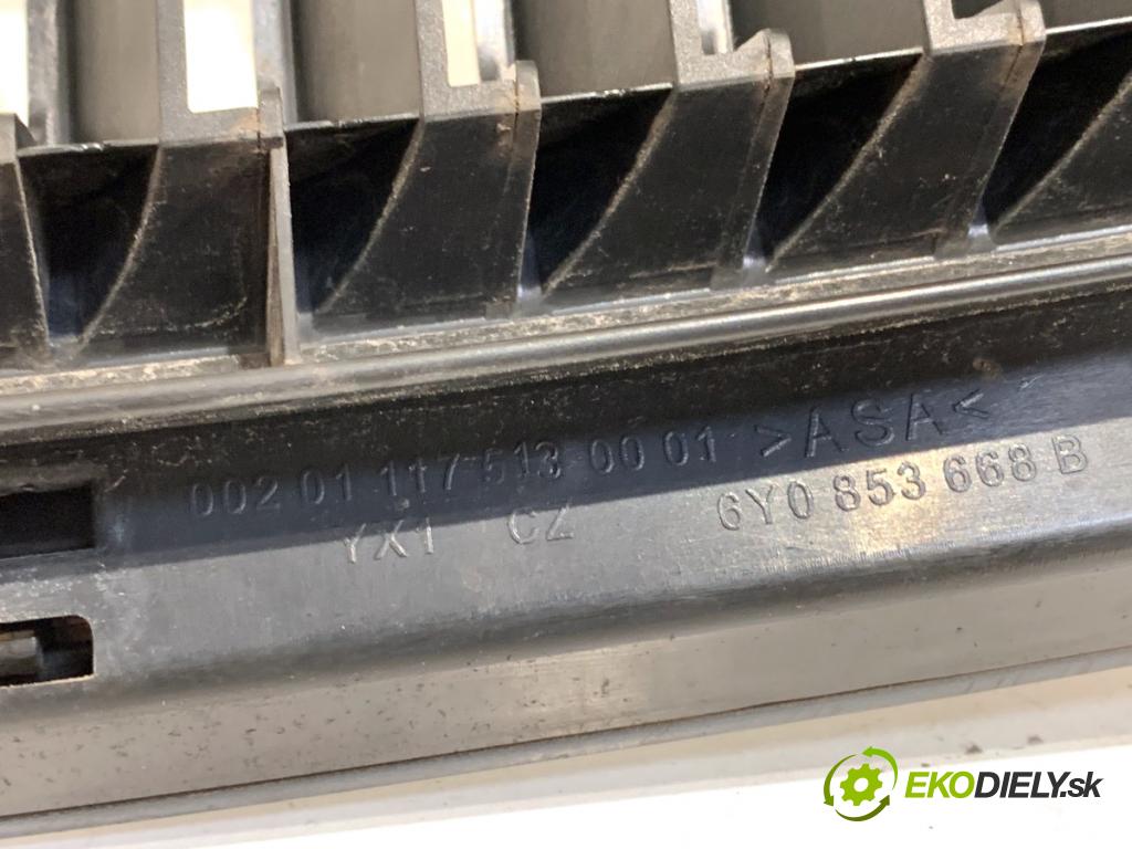 SKODA FABIA I Kombi 2005 55 kW 1.4 16V 1390 mřížka maska 6Y0853668B (Mřížky (masky) chladičů)