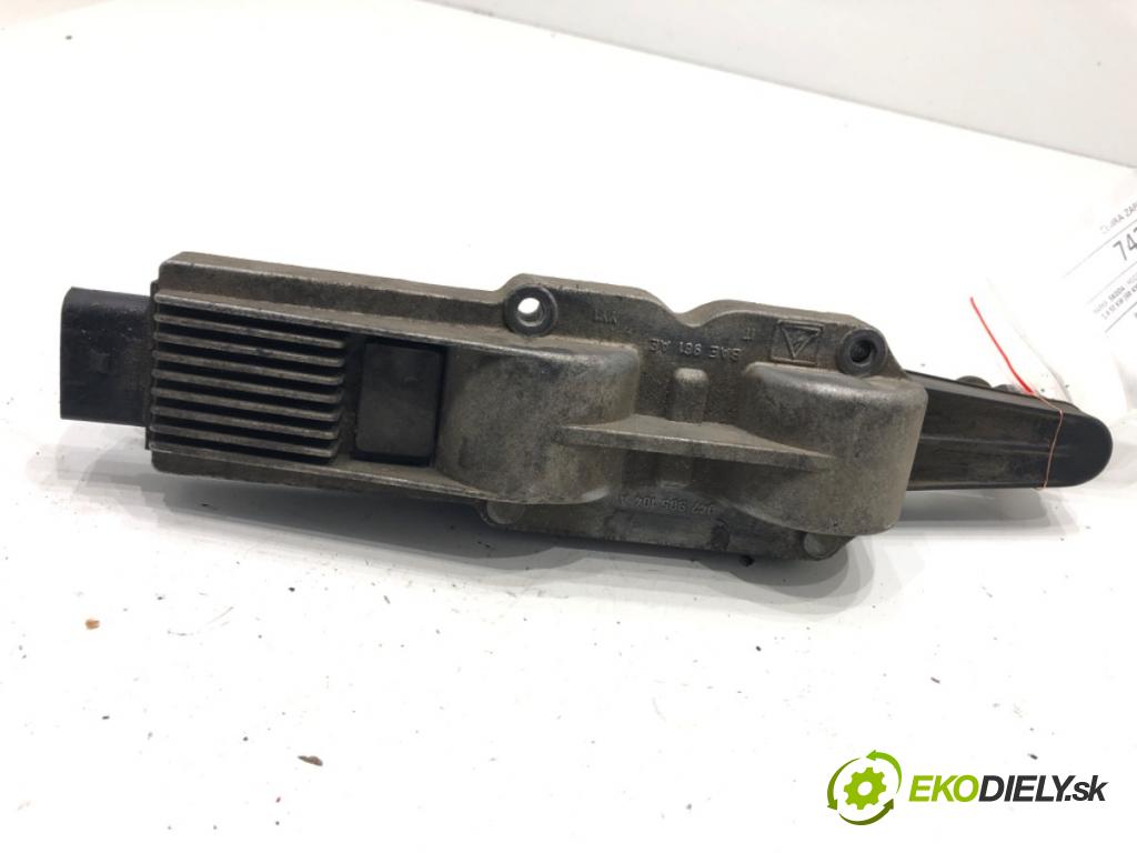 SKODA FABIA I sedan 2002 50 kW 1.4 1397 Cievka zapaľovacia 047905104A (Zapaľovacia cievka)