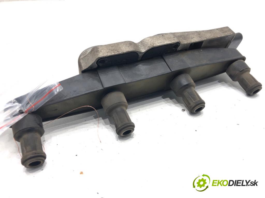 SKODA FABIA I sedan 2002 50 kW 1.4 1397 Cievka zapaľovacia 047905104A (Zapaľovacia cievka)