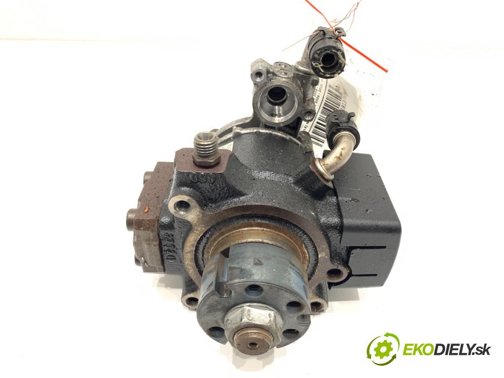 VW GOLF VI liftback 2009 77 kW 1.6 TDI 1598 pumpa vstřikovací 03L130755E (Vstřikovací čerpadla)