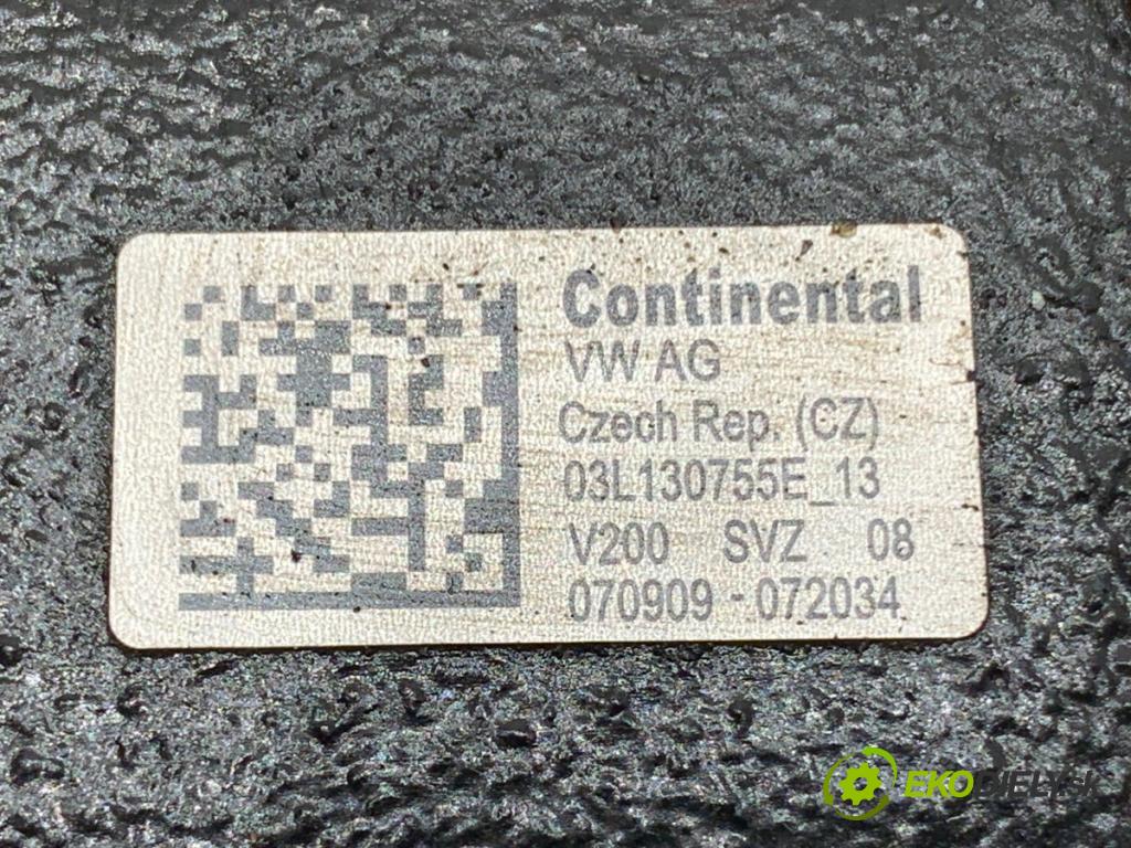 VW GOLF VI liftback 2009 77 kW 1.6 TDI 1598 Pumpa vstrekovacia 03L130755E (Vstrekovacie čerpadlo)