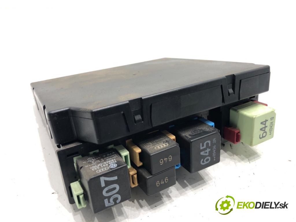 VW GOLF VI liftback 2009 77 kW 1.6 TDI 1598 Modul komfortu 1K0937086D (Modul komfortu)
