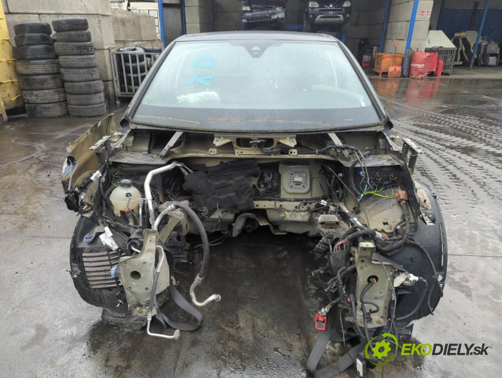 PEUGEOT 3008 SUV 2020 96 kW 1.2 THP/ PureTech 130 1199 KAROSERIA ČTVRŤÁK blatník zadní část levý pravý práh střecha PODŁUŻNICA levý pravý