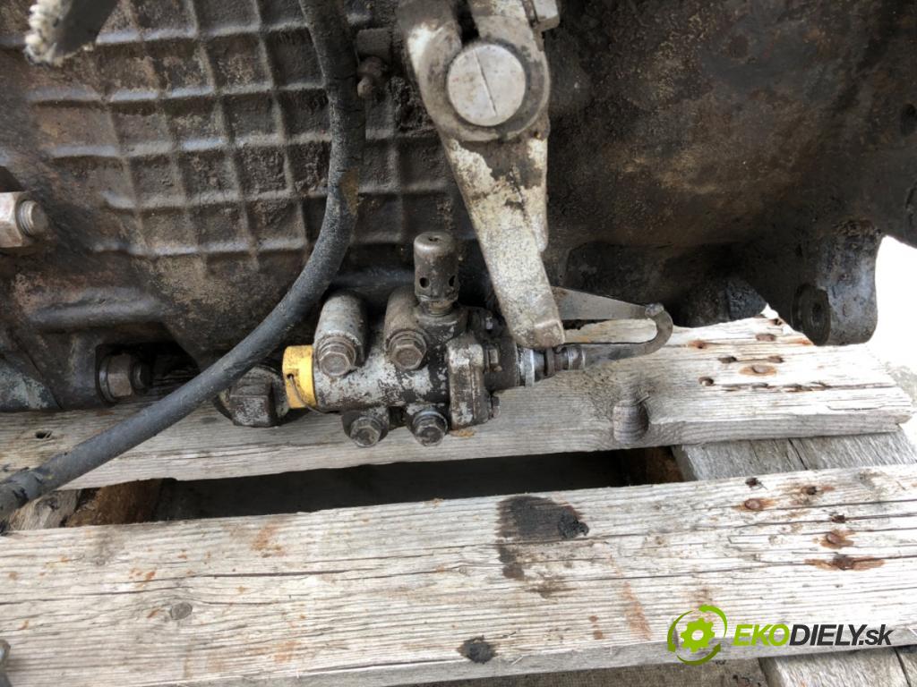 KAMAZ 5511 Wywrotka 1989 154 kW 5511 154 kW [209 KM] olej napędowy 1977 - 2022 10850 Prevodovka  (Prevodovka)
