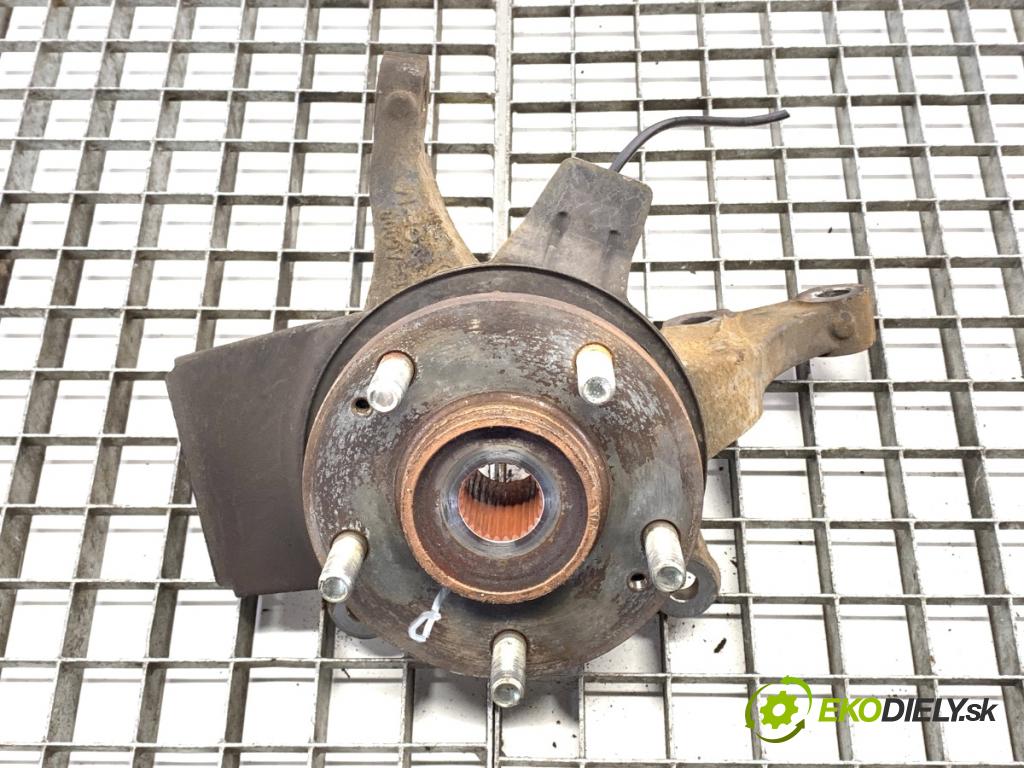 KIA CEED liftback 2015 73 kW 1.4 CVVT 1396 náboj pravy predný 