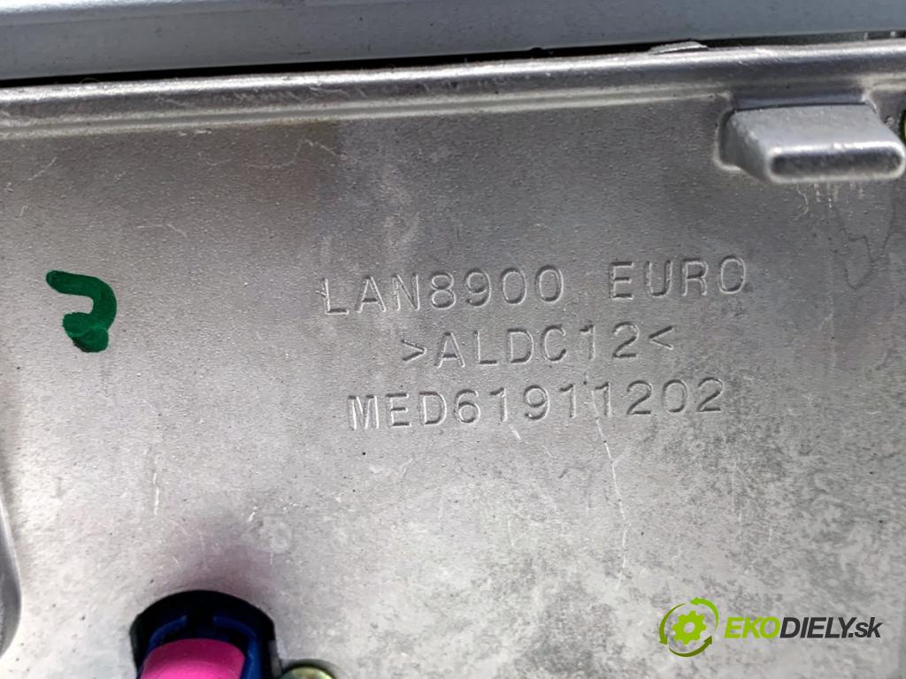 KIA CEED liftback 2015 73 kW 1.4 CVVT 1396 RADIO 96560-A2020WK (Audio zariadenie)