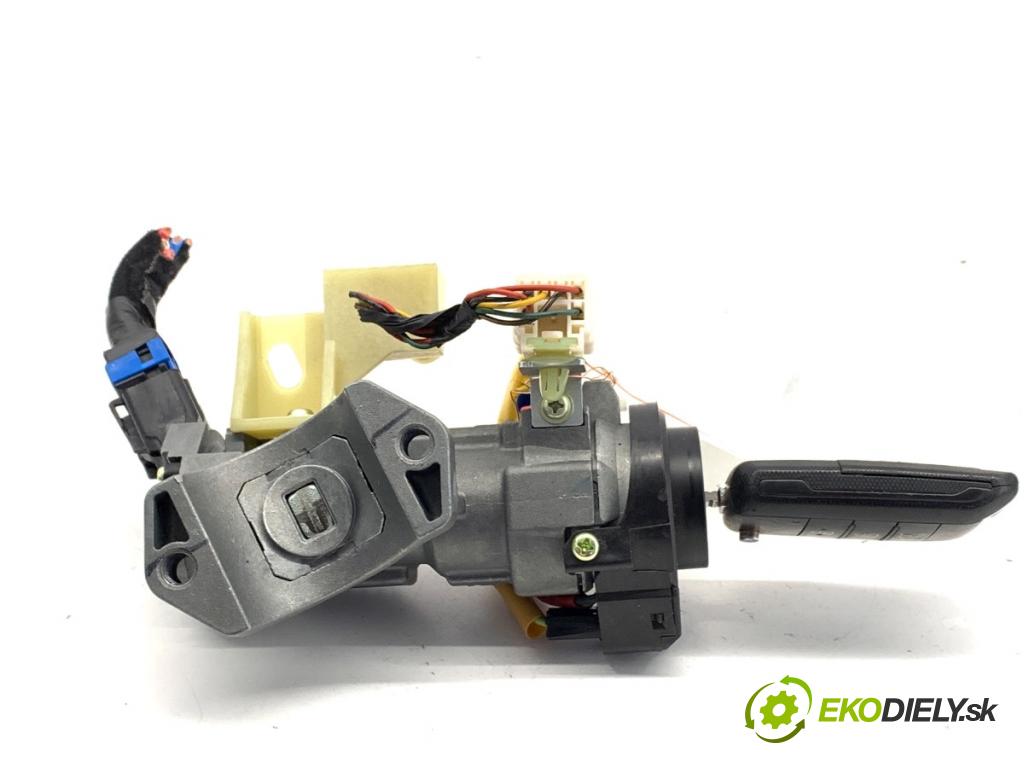 KIA CEED liftback 2015 73 kW 1.4 CVVT 1396 spinačka ZDC2 (Spínacia skrinka)