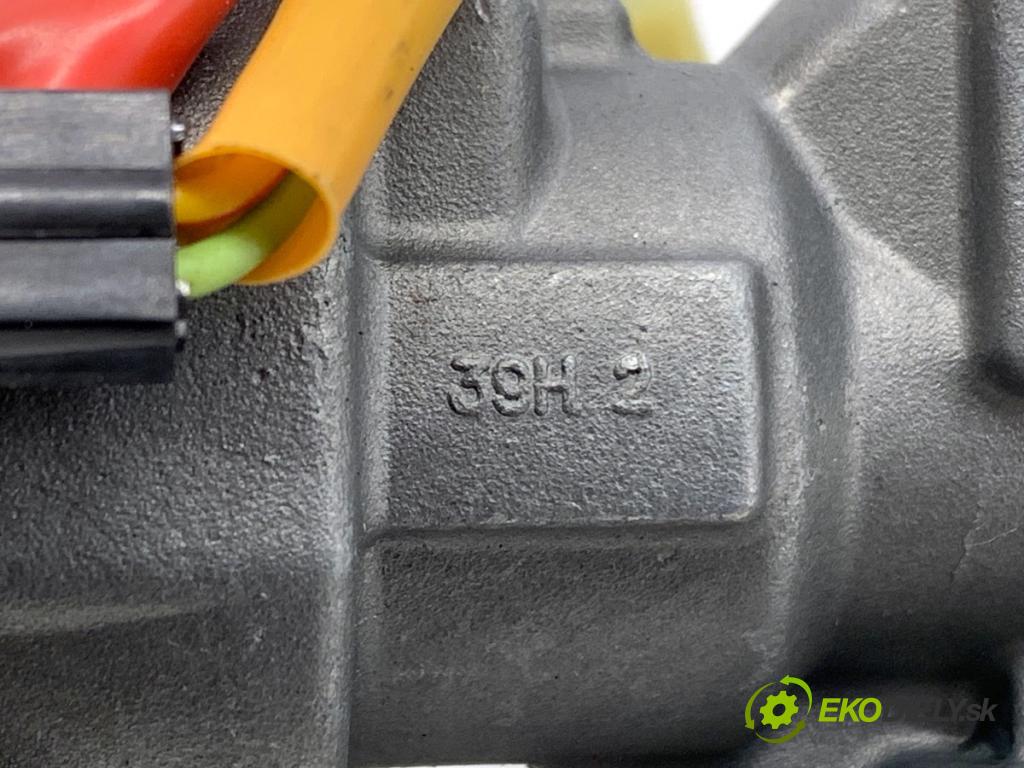 KIA CEED liftback 2015 73 kW 1.4 CVVT 1396 spinačka ZDC2 (Spínacia skrinka)