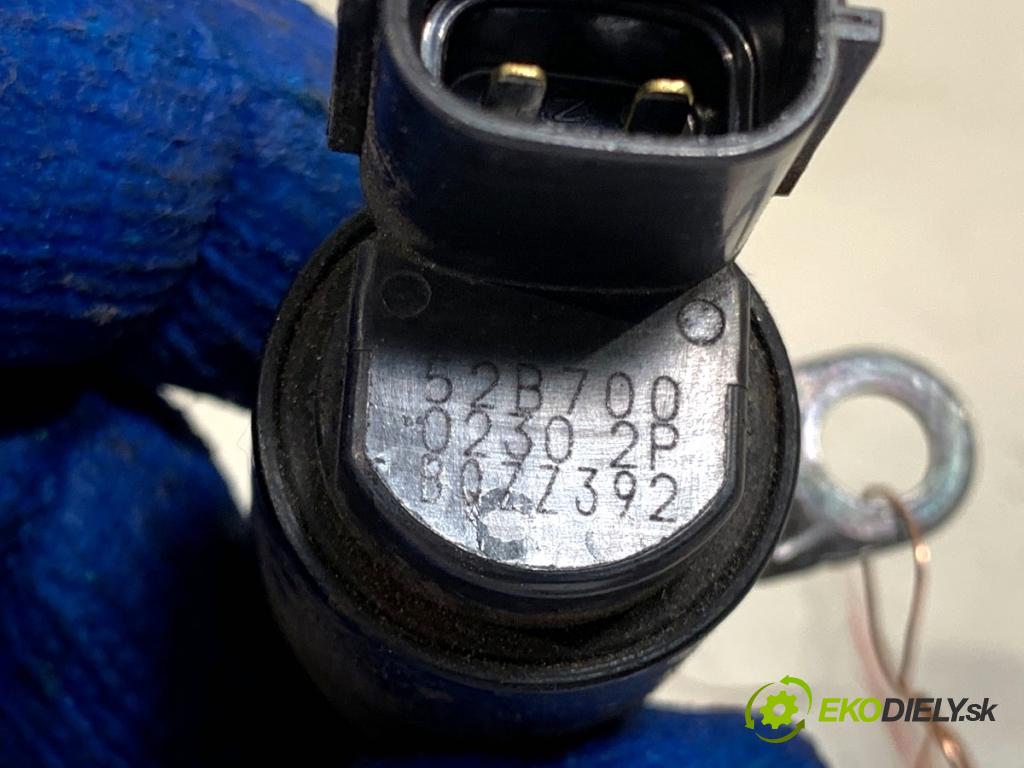 KIA CEED liftback 2015 73 kW 1.4 CVVT 1396 Snímač variabilný fázy 52B700-0230 (Snímač)