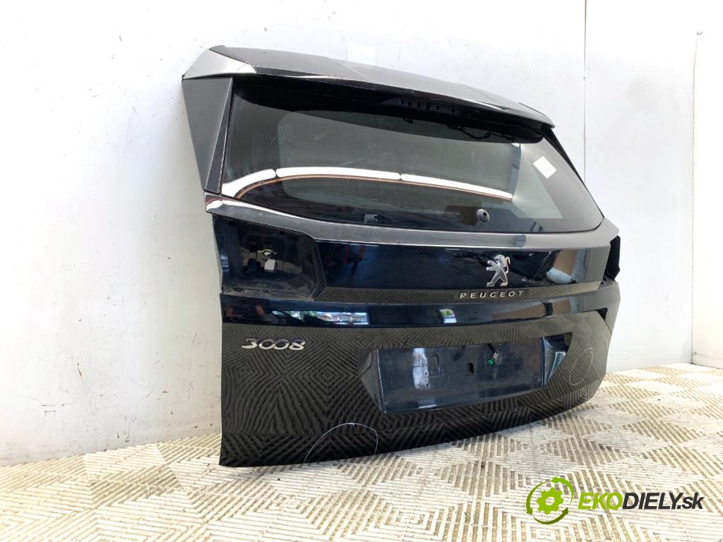 PEUGEOT 3008 SUV 2020 96 kW 1.2 THP/ PureTech 130 1199 kapota zadní část