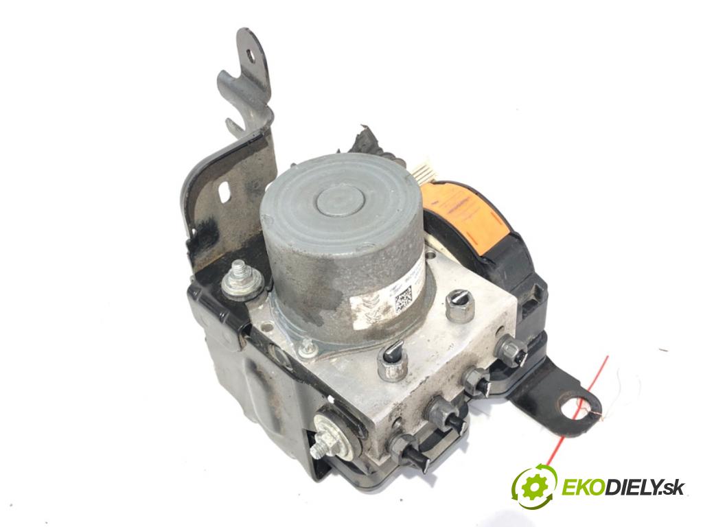 PEUGEOT 3008 SUV 2020 96 kW 1.2 THP/ PureTech 130 1199 Pumpa ABS 9832278080 (Pumpa ABS)