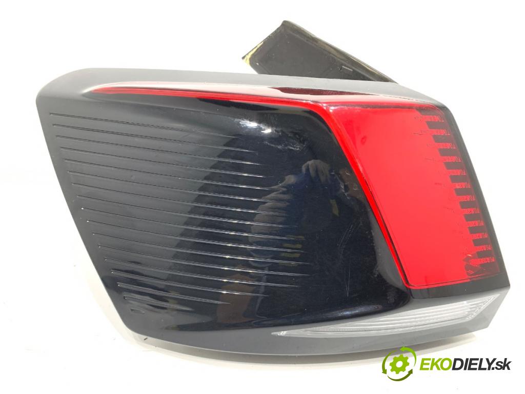 PEUGEOT 3008 SUV 2020 96 kW 1.2 THP/ PureTech 130 1199 světlo levý zadní část 9810477180