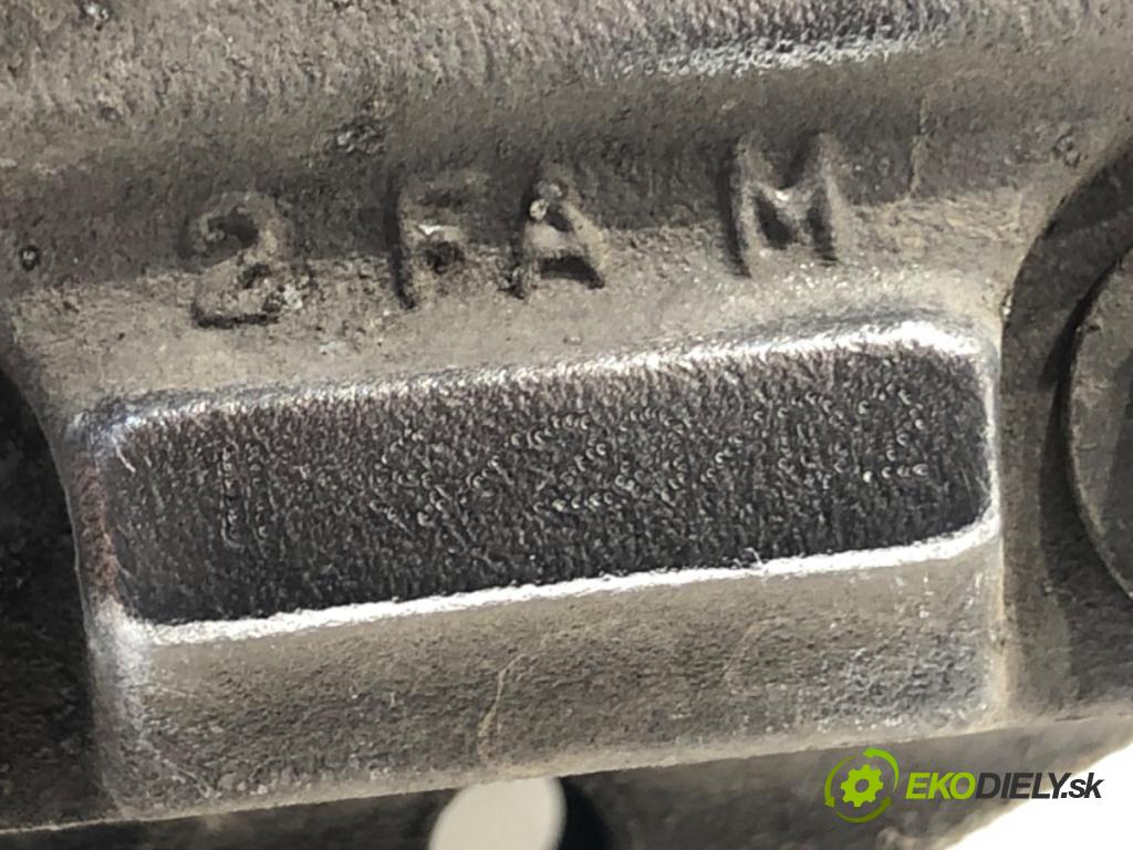 VW GOLF IV Kombi 2002 77 kW 1.6 16V 1598 Pumpa servočerpadlo  (Servočerpadlo)