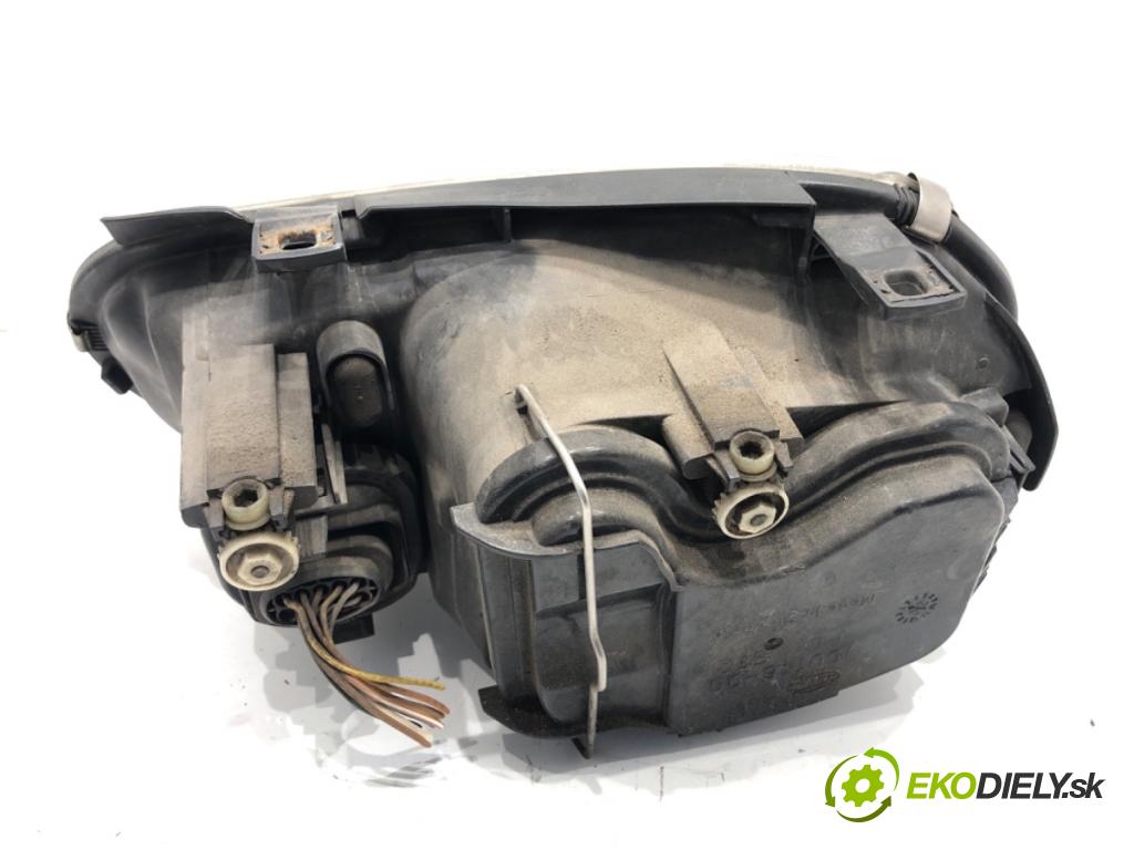 VW GOLF IV Kombi 2002 77 kW 1.6 16V 1598 světlomet pravý přední část