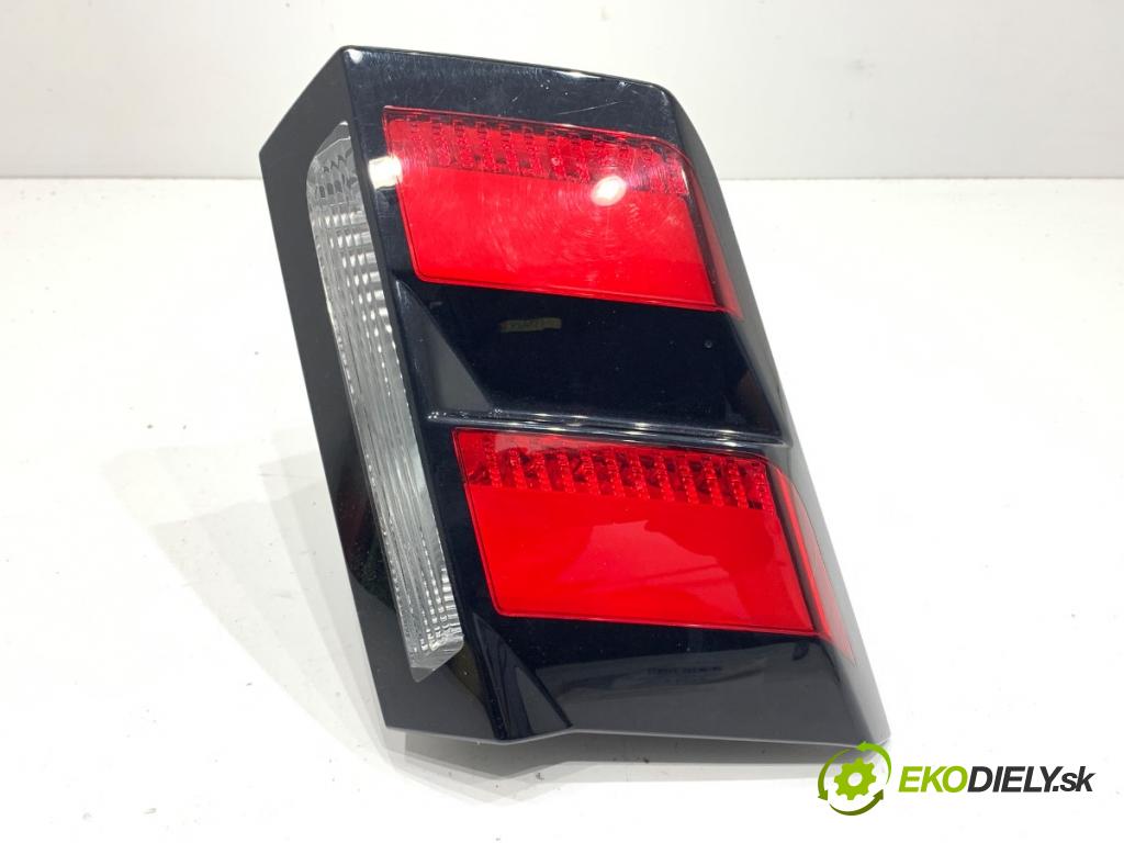 PEUGEOT 3008 SUV 2020 96 kW 1.2 THP/ PureTech 130 1199 světlo zadní část pravá vnitřní 9810477780 (Ostatné)