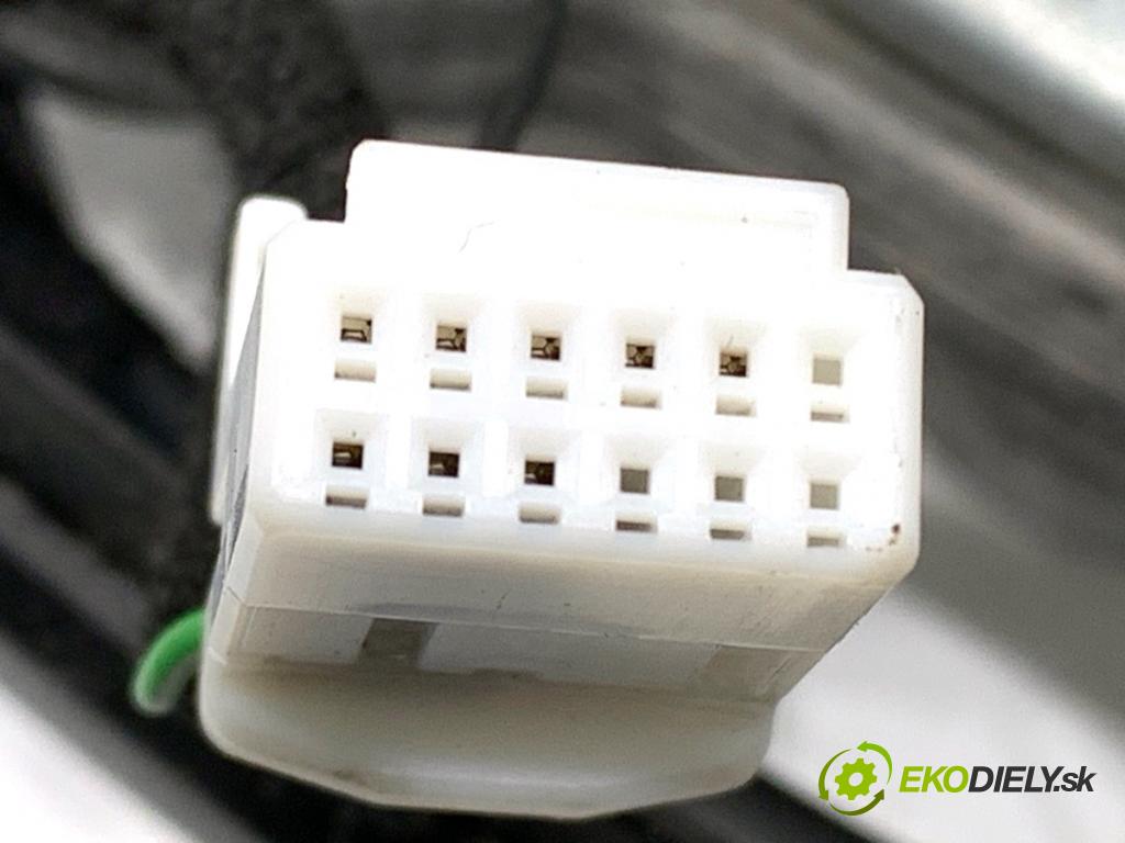 KIA SPORTAGE III SUV 2012 100 kW 2.0 CRDi AWD 1995 Volant 56110-3U750EQ (Volant)