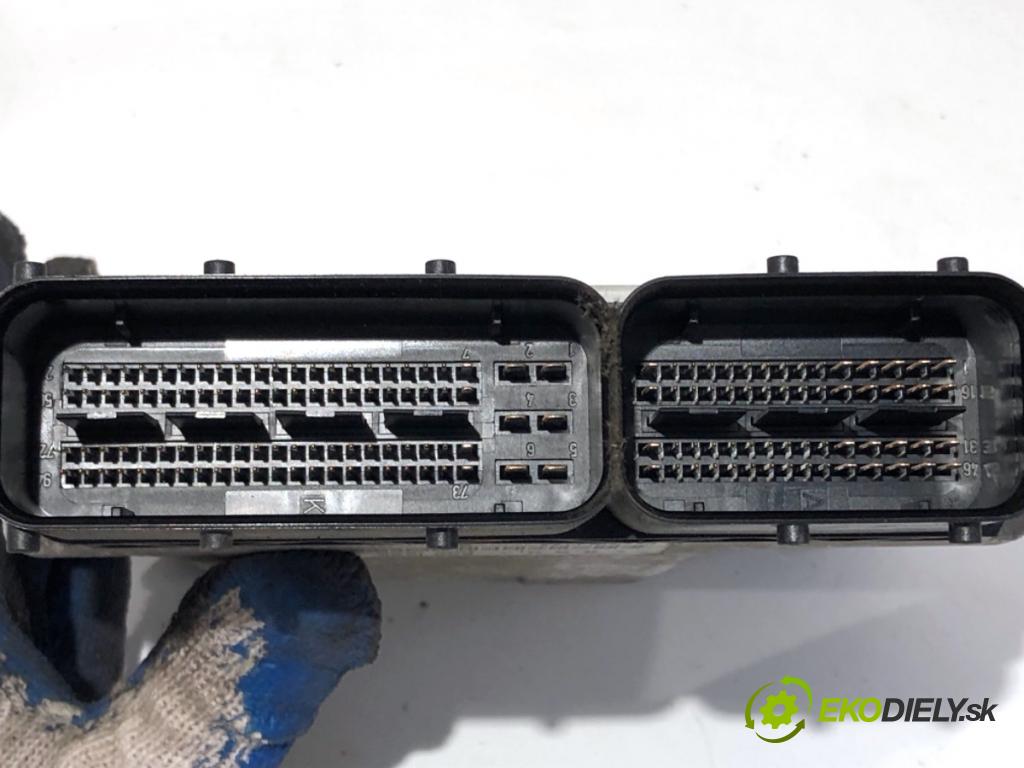 AUDI A3 8P liftback 2003 77 kW 1.9 TDI 1896 riadiaca jednotka Motor 03G906016J 0281011383 (Riadiaca jednotka)