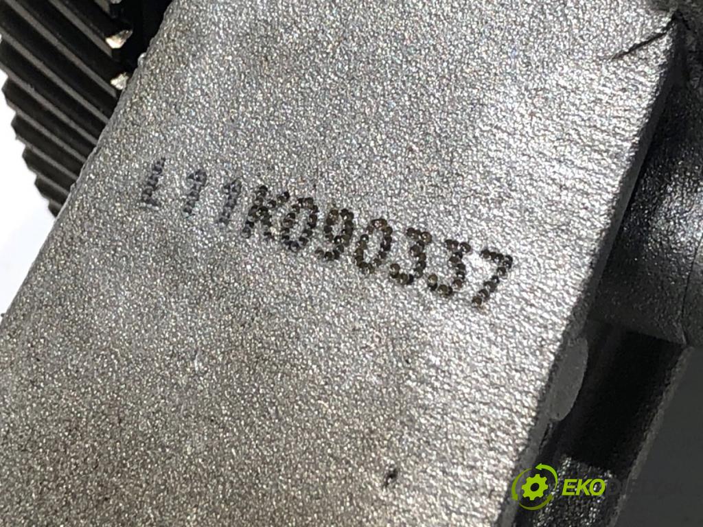 KIA SPORTAGE III SUV 2012 100 kW 2.0 CRDi AWD 1995 Pumpa oleja D4HA (Olejová pumpa)