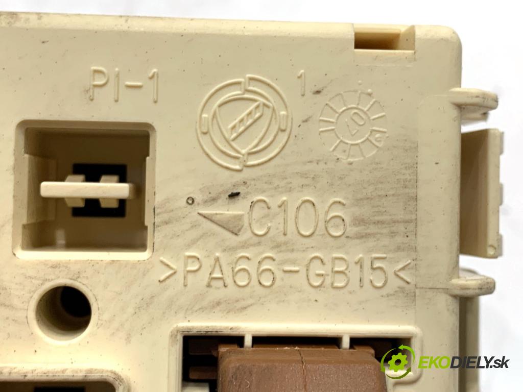 FIAT BRAVO II liftback 2007 110 kW 1.9 D Multijet (198AXC1B) 1910 modul BSI  (Pojistkové skříňky)